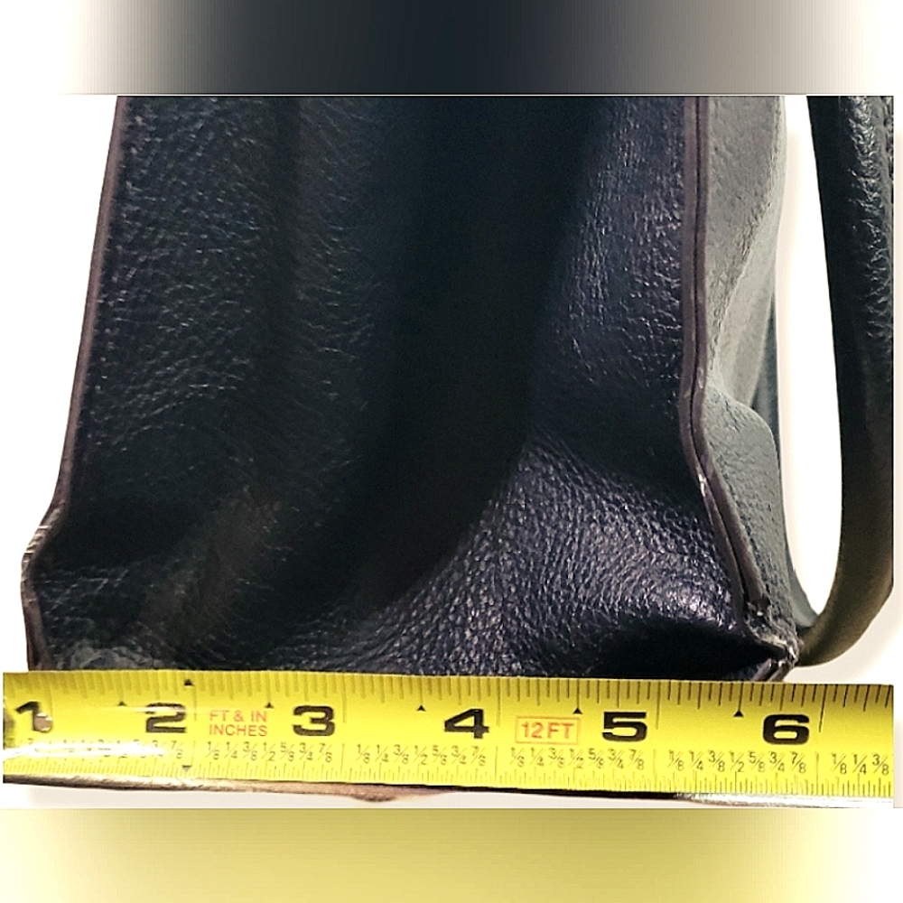 Liz Claiborne Black Laptop Bag Briefcasw with Structured Pebbled Design - Picture 16 of 16